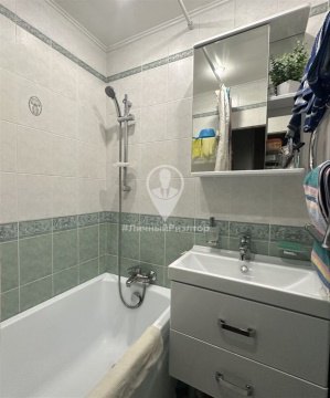 2-к квартира, 2/5 эт., 54м²