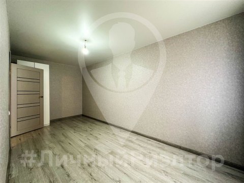 3-к квартира, 4/5 эт., 61м²
