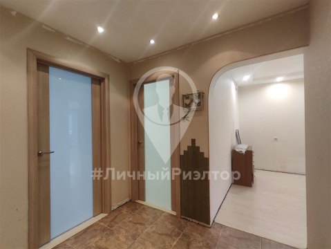 3-к квартира, 2/5 эт., 61м²